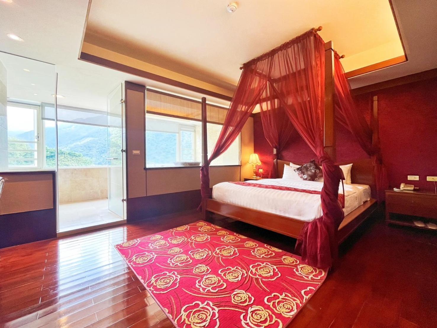 Dongpo Ti Lun Hotel Xinyi Εξωτερικό φωτογραφία