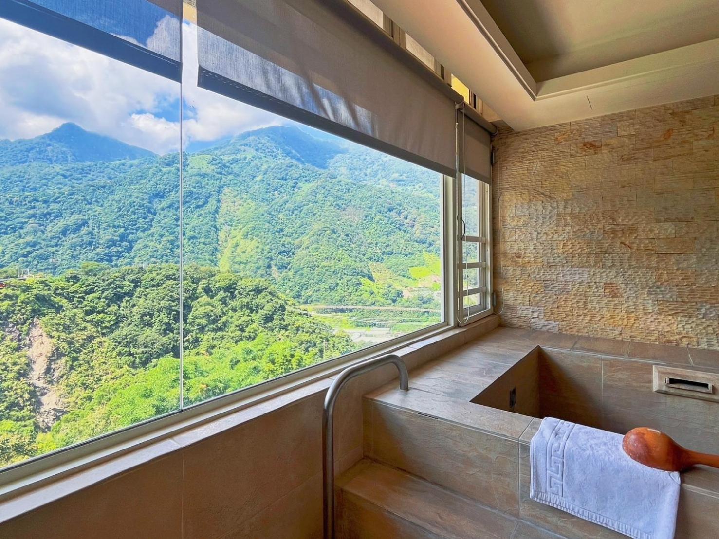 Dongpo Ti Lun Hotel Xinyi Εξωτερικό φωτογραφία