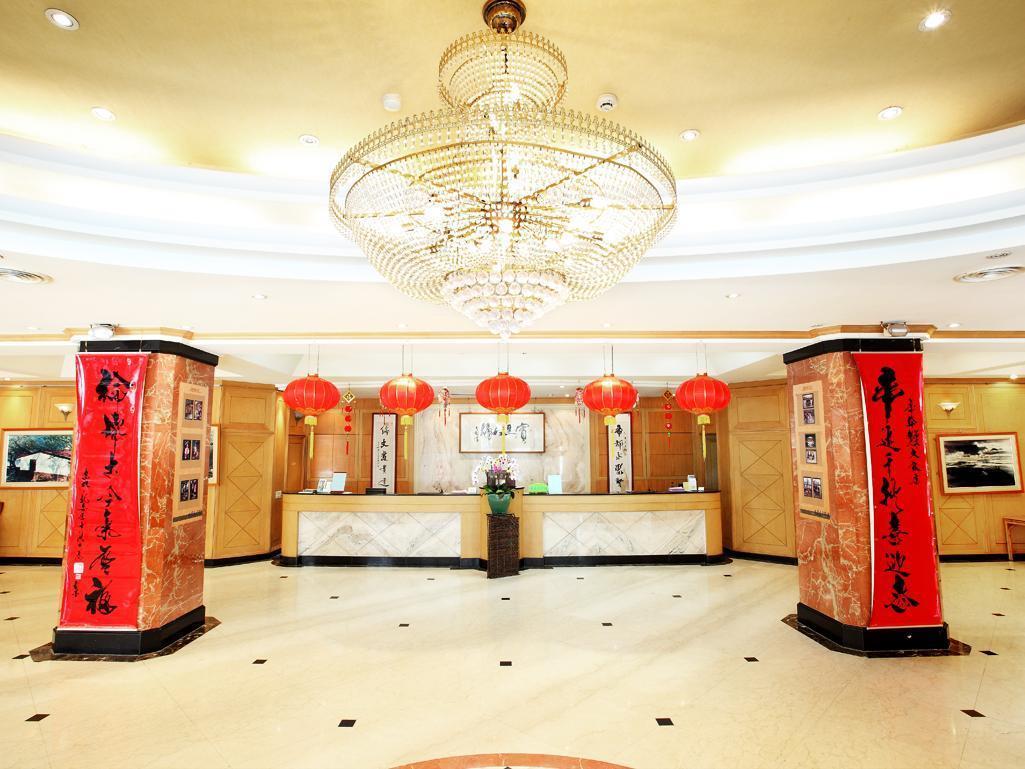 Dongpo Ti Lun Hotel Xinyi Εξωτερικό φωτογραφία