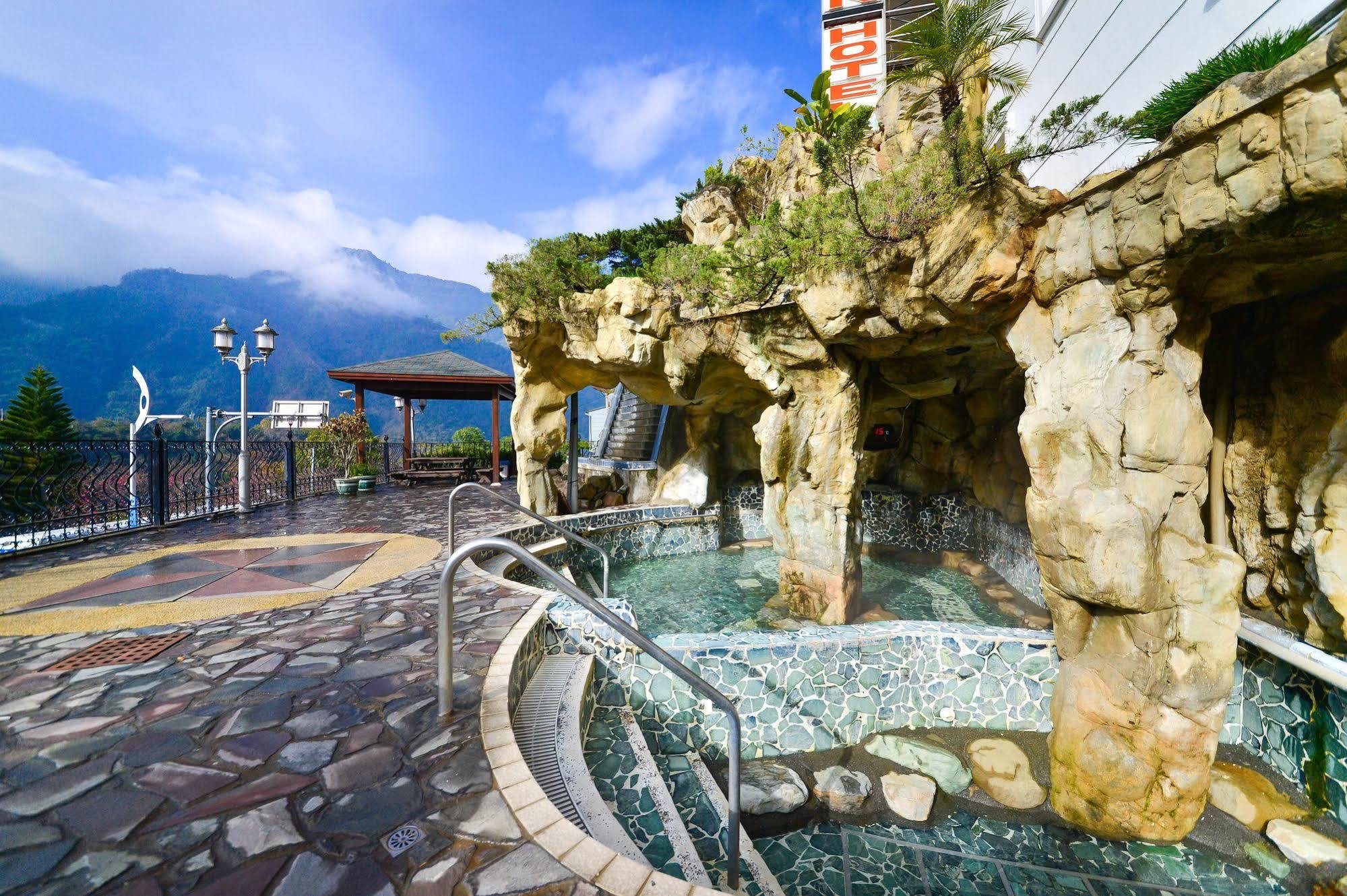 Dongpo Ti Lun Hotel Xinyi Εξωτερικό φωτογραφία